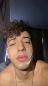 Tinha acabado de acordar e olha oq fizeram cmg