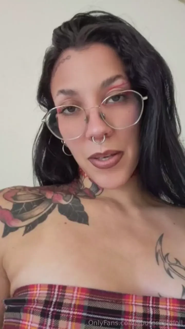 Hey i m active for custom videos you know they re my favorites online 