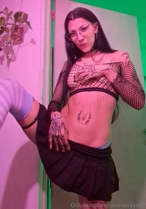 Go follow my vip i m about to upload something delicious live on the