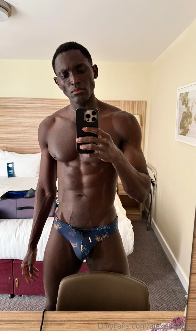 Shop my new swimwear design now send me a pic and get 3 months access part 1 