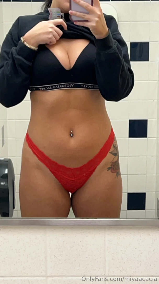 Pussy under boob and ass how can you beat it on this throwback part 2 