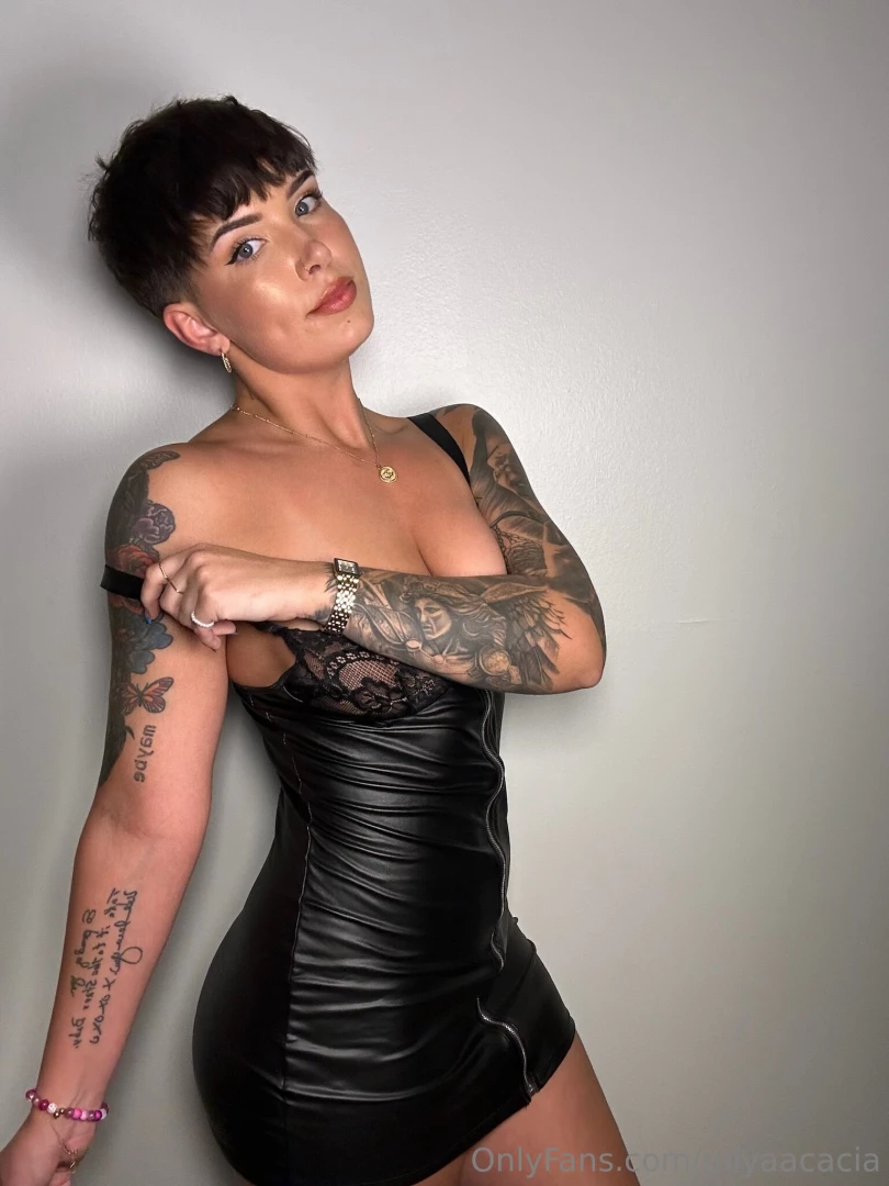 Sexy in black part 25 