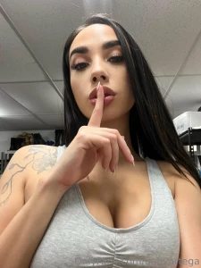 Keep everything between us