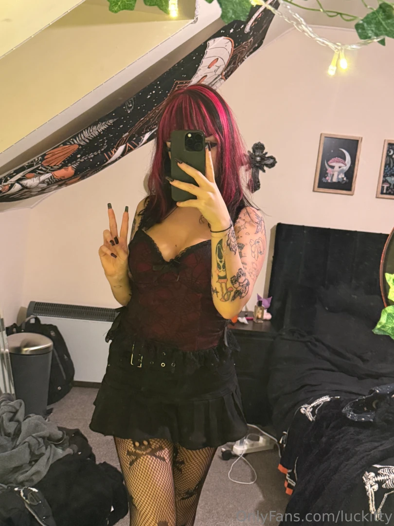 Wanna do something naughty with me before the sunrise 