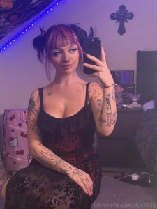 Styling my hair just for you to pull part 1