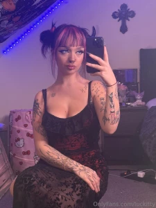 Styling my hair just for you to pull part 2