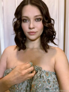 Let me be your fairy queen worship at my feet show me how desperately part 1