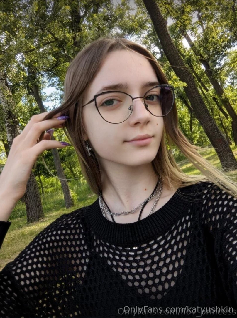 This babe flov_princess wants to be naughty for her dadddy the girl part 213 