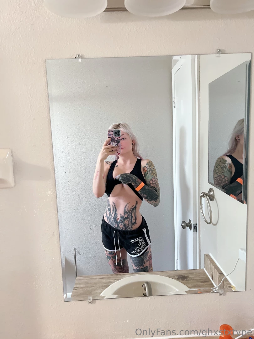 Good morning cuties it s been a busy week of me leaving the enclosure part 1 