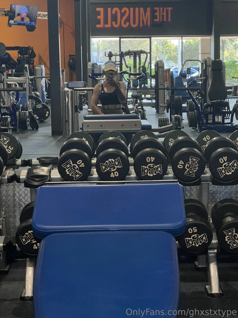 Today was back bi aka pull day my new gym bag came in so i m gonna use part 2 