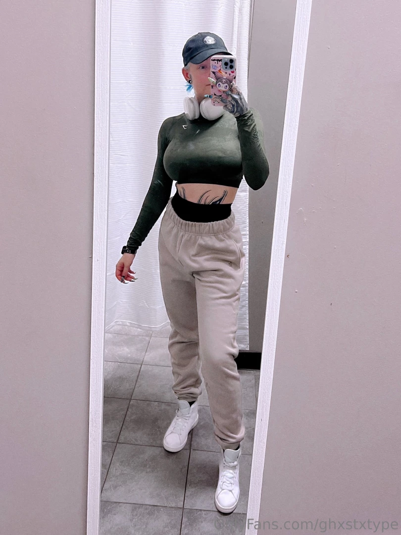 From yesterday todays workout is just gonna be cardio and some tricep part 2 