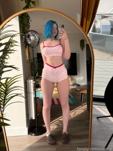 These shorts fell off my booty so easily