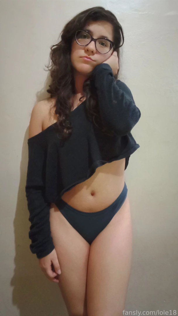 Sooooo bored do you want to play fyp lole18 goodgirl petite cute cutie 