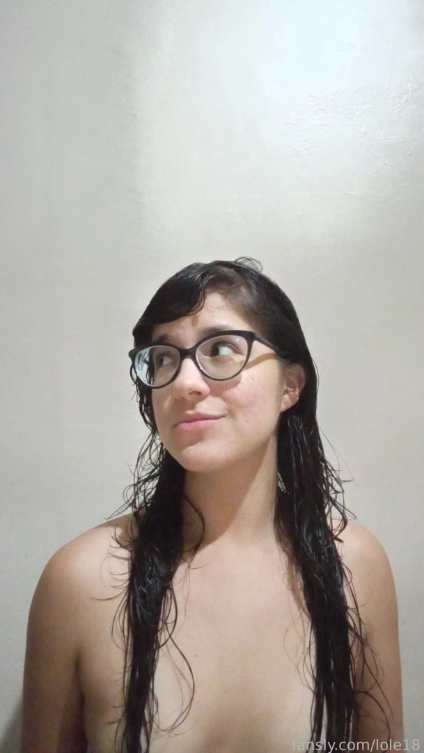 I know you want to see your pretty princess naked and wet fyp lole18 