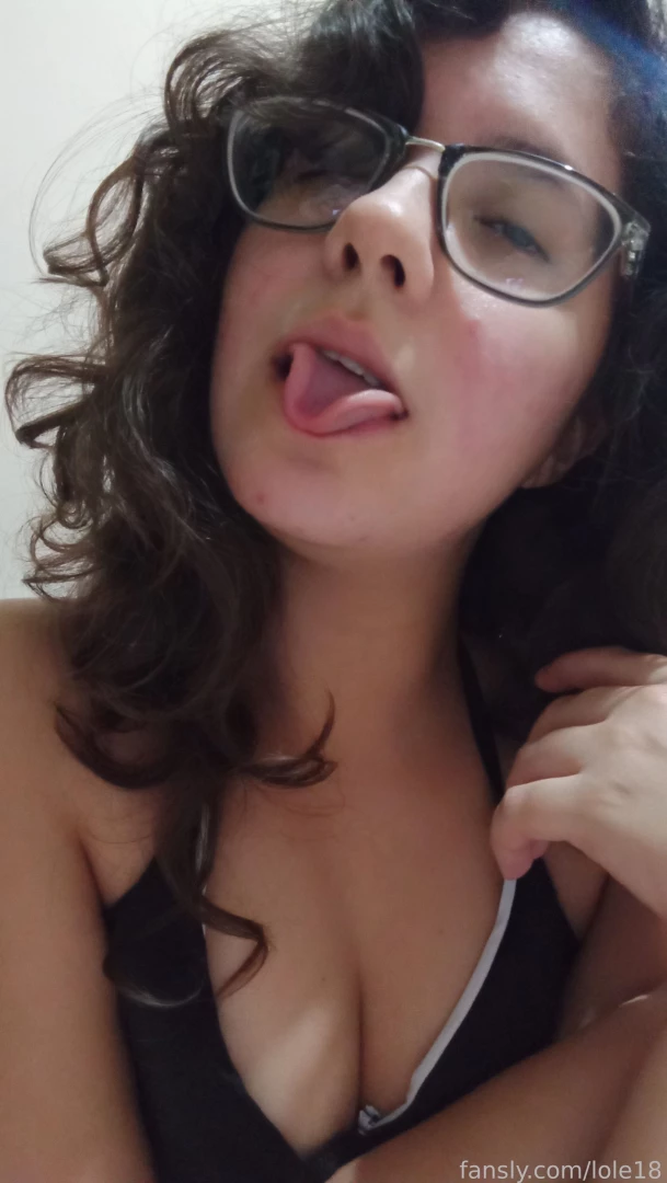 Sweet and spicy fyp lole18 goodgirl petite cute cutie natural glasses 