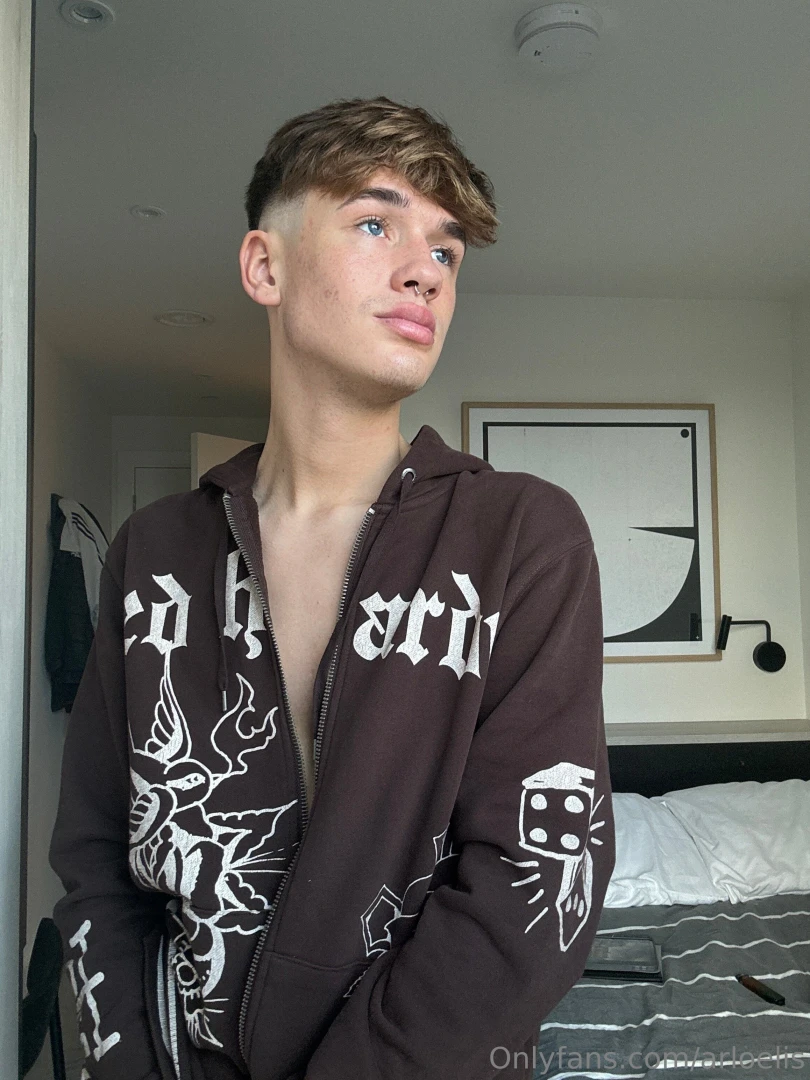 Love this hoodie part 2 