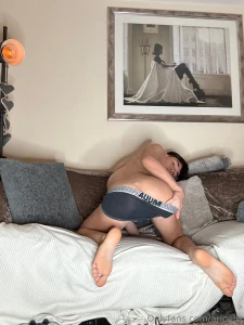 Swipe right to see my hole part 2