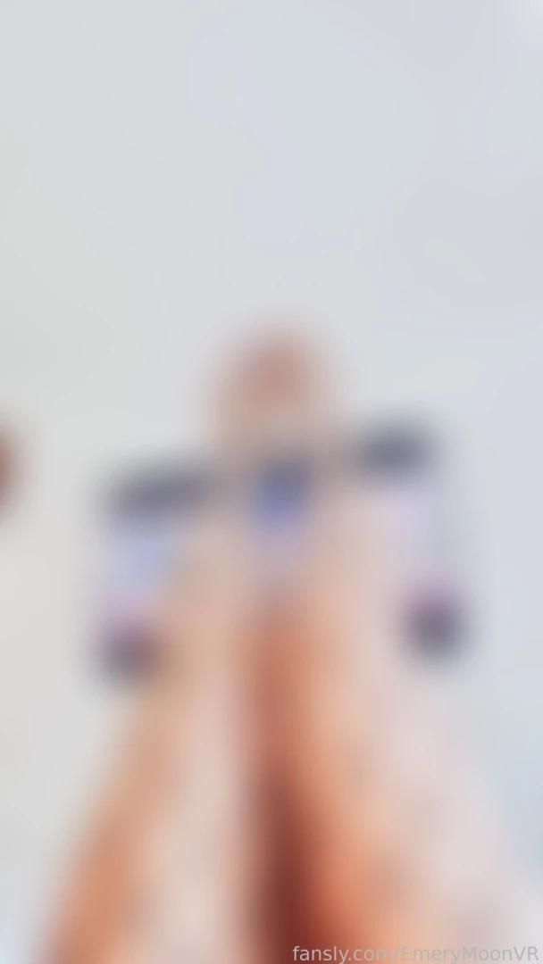 Irl legs would you like to masturbate between my legs irl legs 