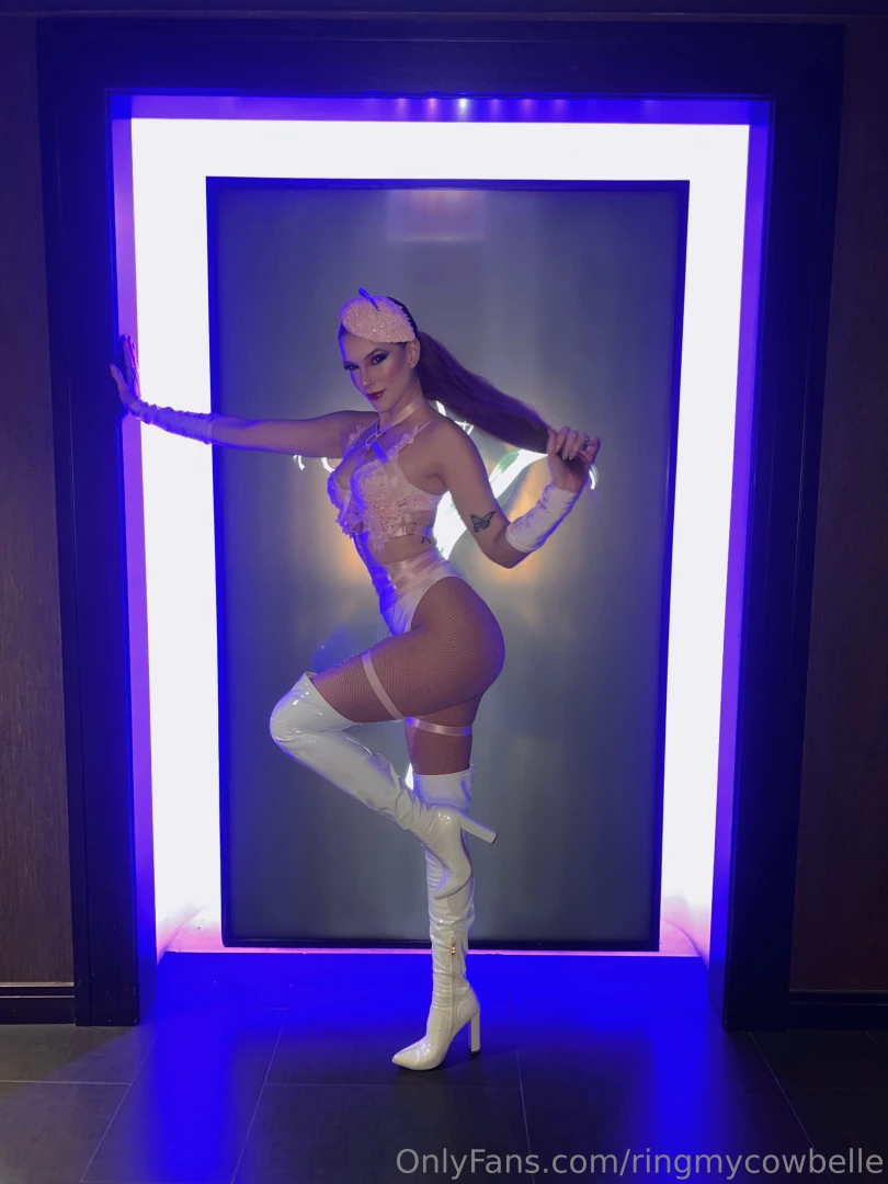 Pretty in pink part 2008 