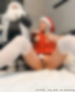11 desember titter p nissefar og h per jeg har v rt snill pike i r