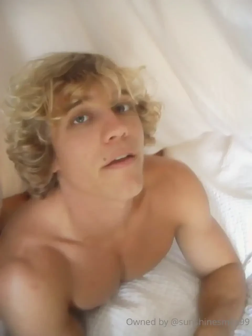 8 minute nude version shower scene is in your dms 