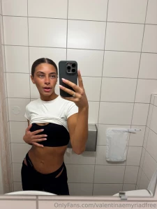 Live kl 00 00 idag inne p valentinamyriad husk det er 50 discount