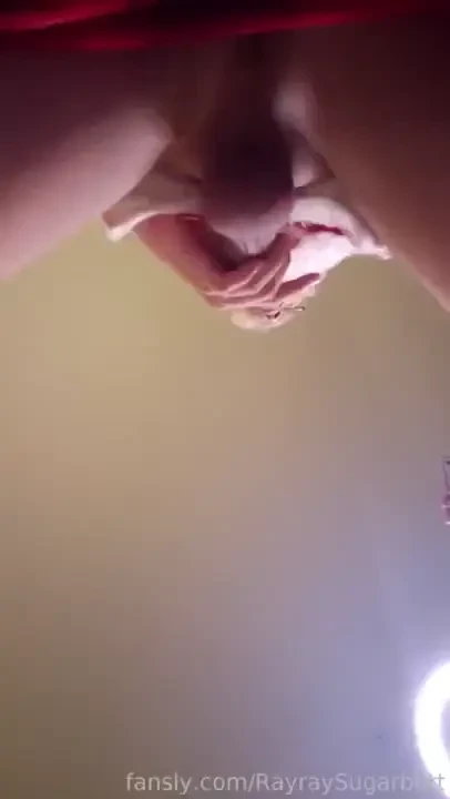 Unedited vertical video from below pov giving shiri a facial from when 