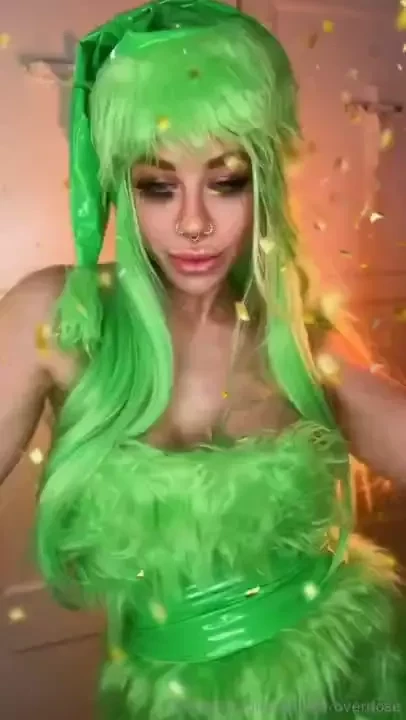Miss grinch is telling you exactly what do to just sit back and relax 