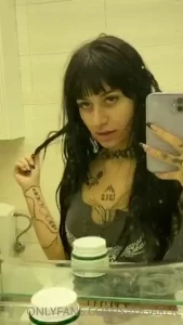 Horny alt girl at ur service