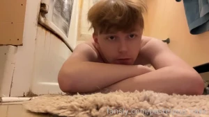 Butt in the bath also rate my haircut -3 part 1