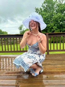 Do you like seeing pearls around my neck