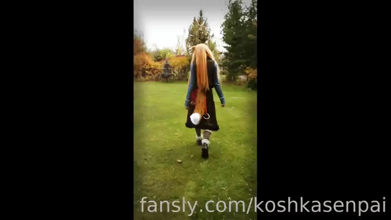 The wise wolf holo comes to people for walk in the park cosplay trans part 18 