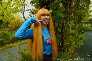 The wise wolf holo comes to people for walk in the park cosplay trans part 7