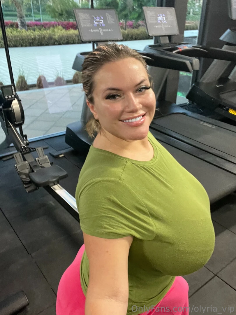 Today i woke up and realized that it s really hard to keep myself in 