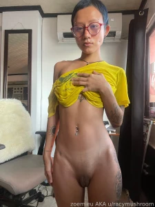 I m ok with being naked around friends the question is are u ok with part 1