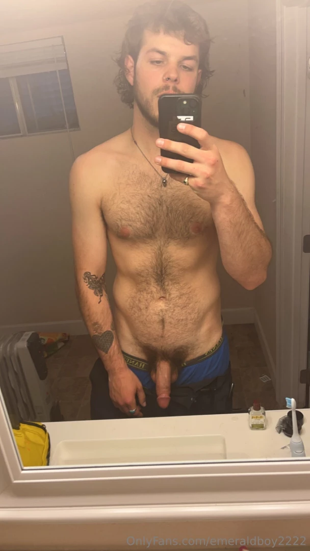 Got horny while i was packing boxes for my move 