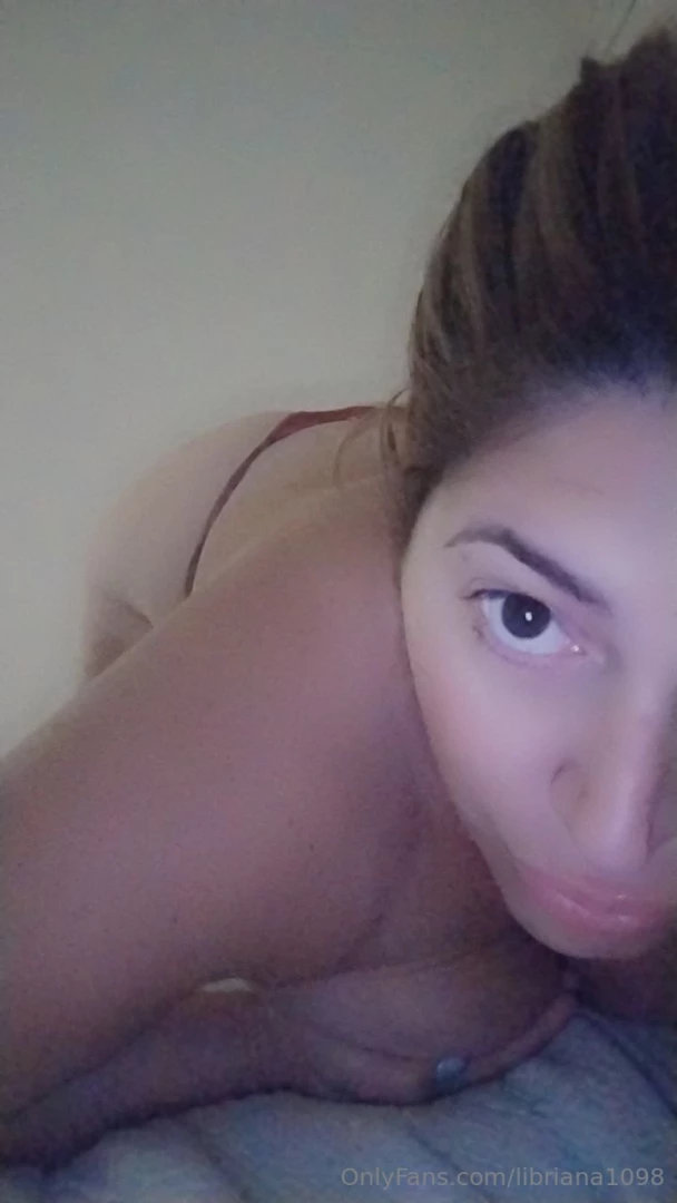 Suscribe for free simona_lovee simona_lovee queen of deep throat and 