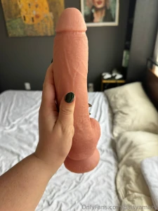 A client brought this fuckin king kong dick in today if you were