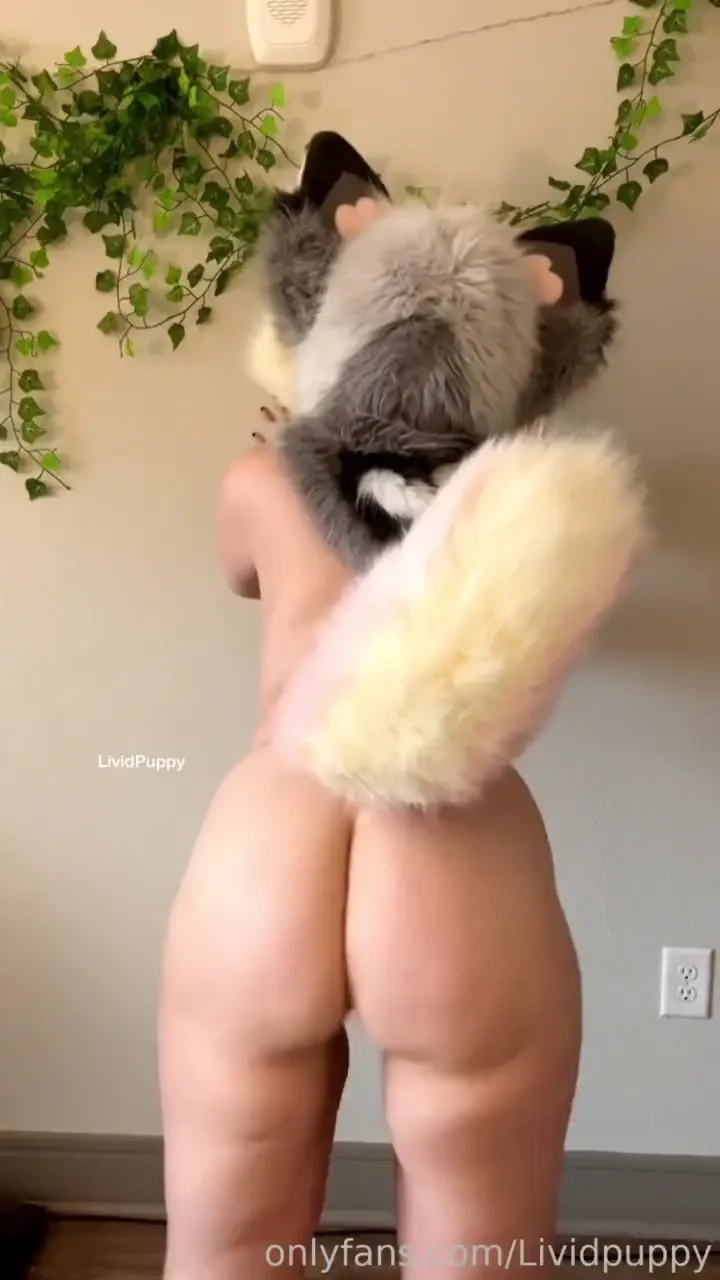 Oh c mon cutie i know how badly you want to breed me check out this part 1 