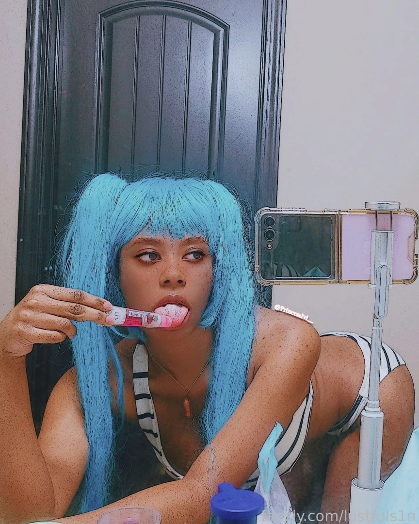 Swimsuit miku fyp cosplay hatsunemiku findom part 3 