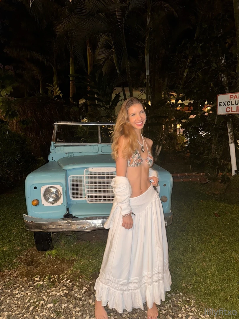 Wanna makeout in this truck 