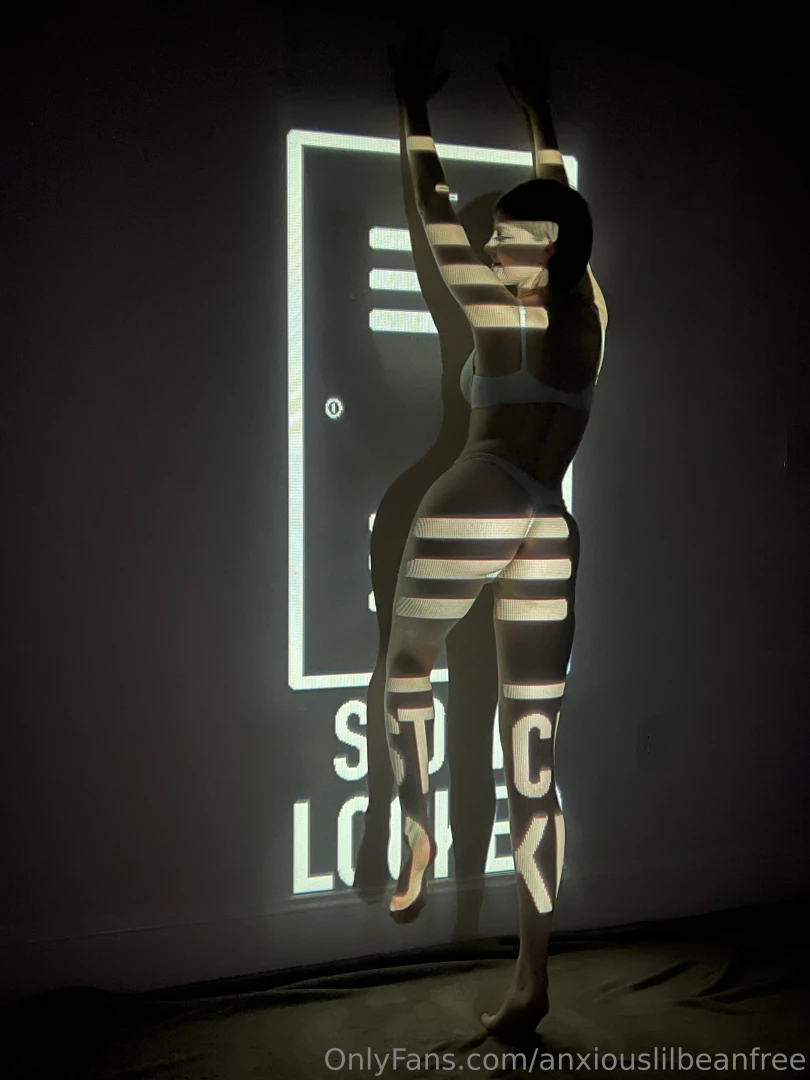 Some more pics from my projector set i took them myself and hope you 