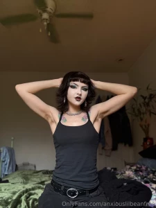 Wanted to share some selfies and tell you i m currently running a sale