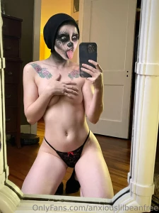 First ones definitely the titty pic that that had to be shared hope part 1