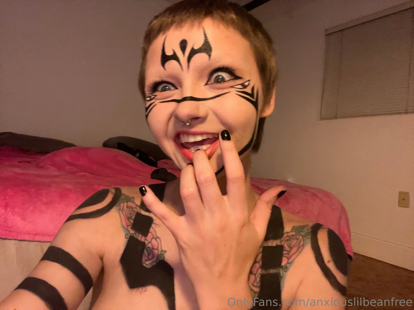 19 pics of me nude in sukuna makeup do you like jjk well here s sukuna 