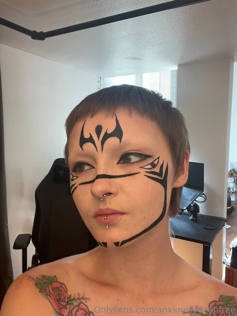 19 pics of me nude in sukuna makeup do you like jjk well here s sukuna part 1 