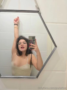 Medeea69 rasfata-ti pula cu contentul meu fierbinte aboneaz -te i vezi part 1