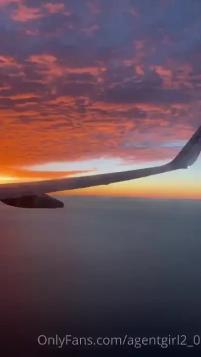 Flying to the moon and back 
