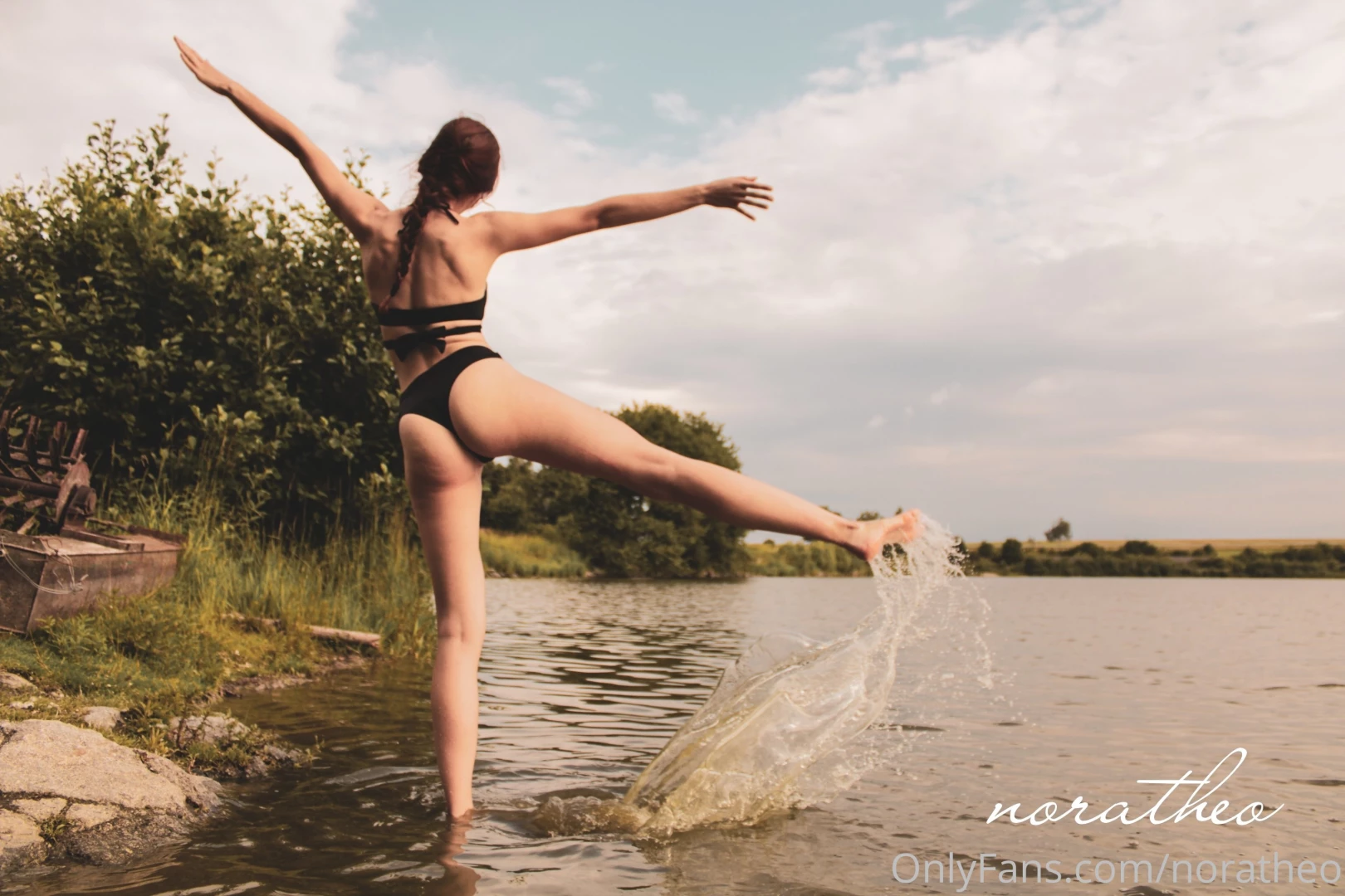 As i promised photos in water are coming which photo from these is part 3 