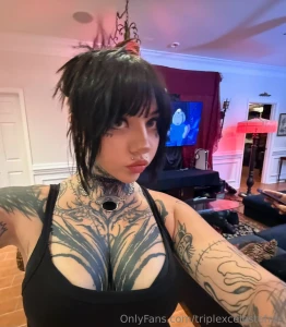 I m working on some new cosplays ill post some here but the really